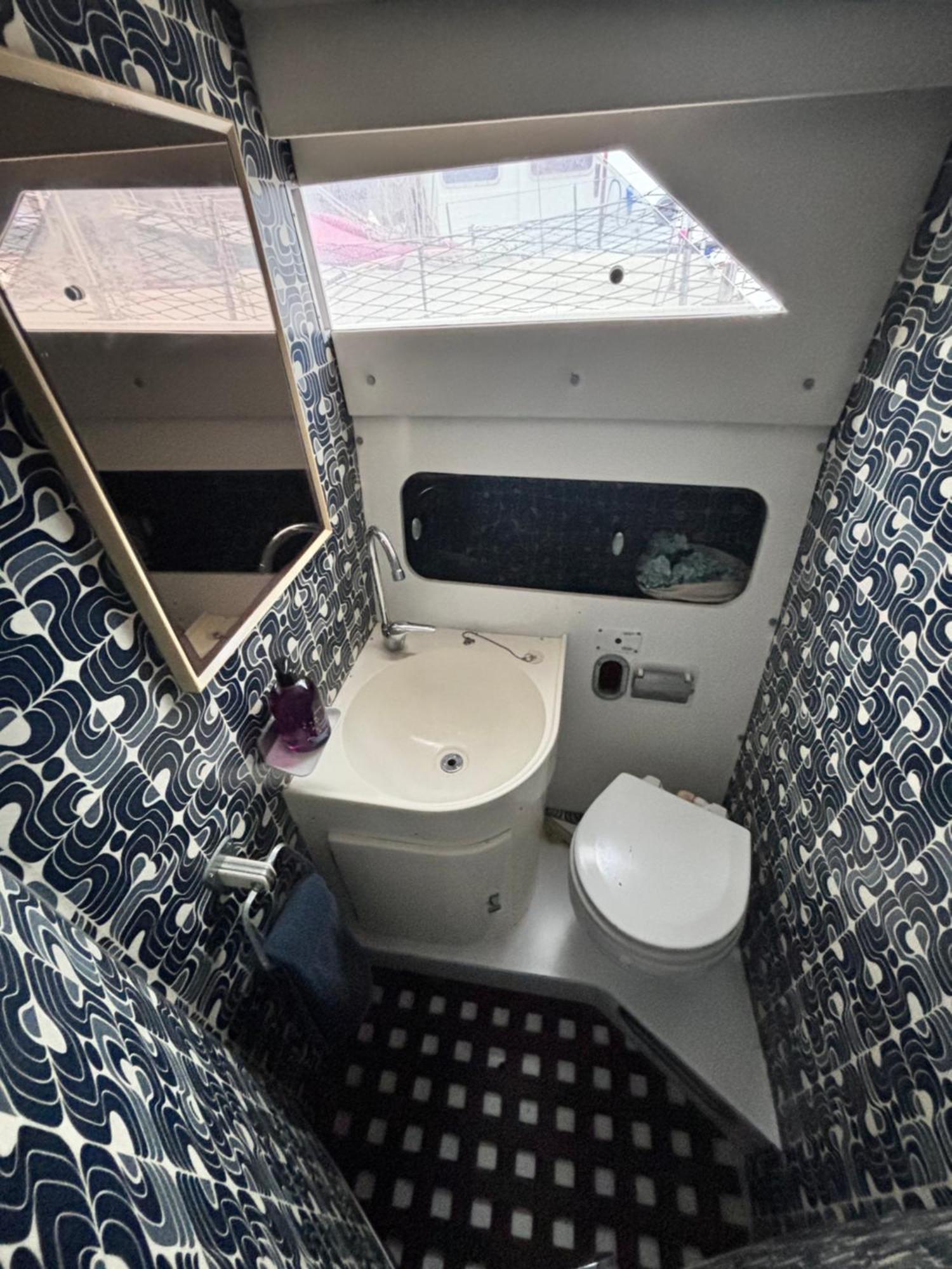 圣阿德里安-德贝索斯 Wonderful Boat For Families And Friends酒店 外观 照片