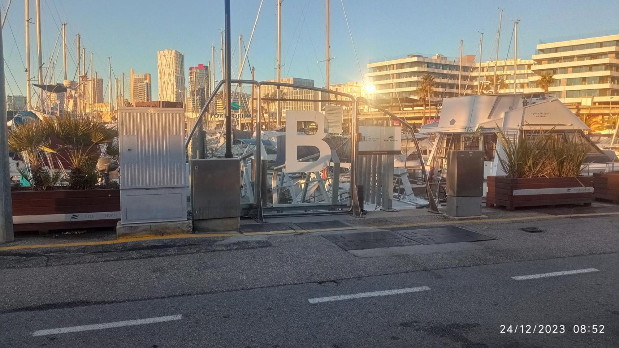 圣阿德里安-德贝索斯 Wonderful Boat For Families And Friends酒店 外观 照片